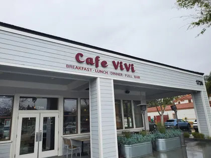 Cafe vivi, business photo 3