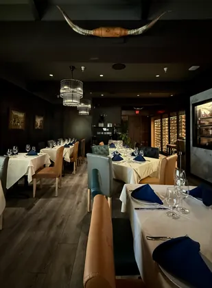 Old Oaks Steakhouse, business photo 2