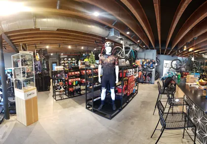 THE HUB Bike Shop, business photo 2